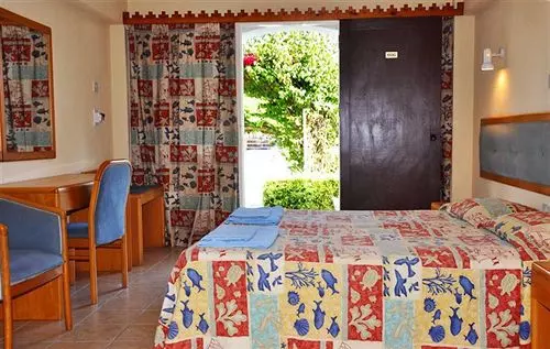 Lysithea Beach Hotel Apts