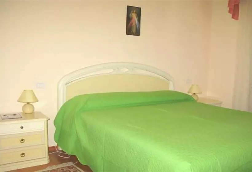 تختخواب و صبحانه Affittacamere La Tartaruga