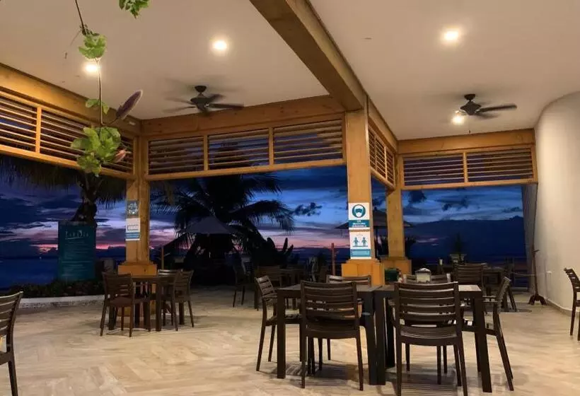 تختخواب و صبحانه Paraiso Rainforest And Beach