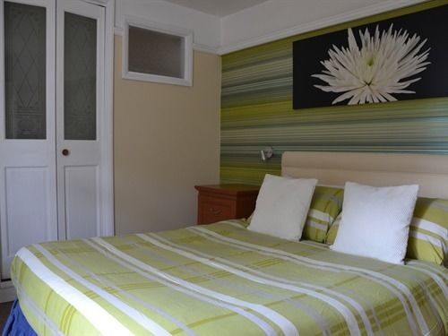 Eden Lodge Bed & Breakfast