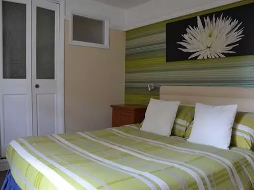 Eden Lodge Bed & Breakfast