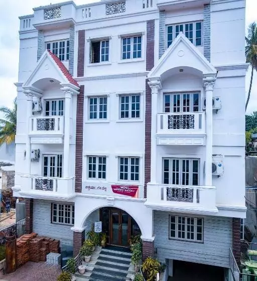 Hotel Aishwarya Residency