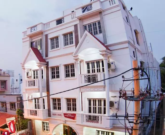 Hotel Aishwarya Residency