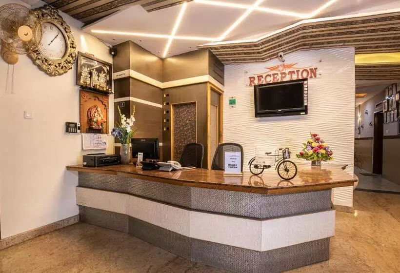 Hotel Aishwarya Residency