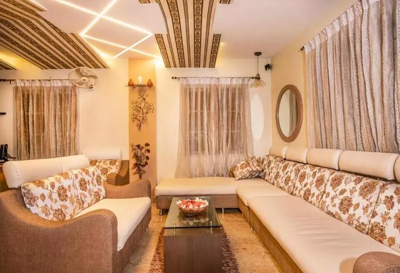 Hotel Aishwarya Residency