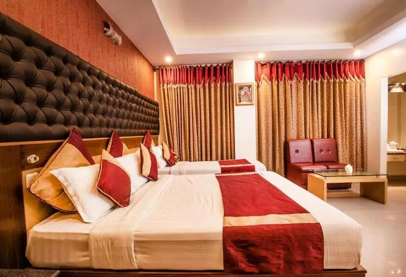 Hotel Aishwarya Residency