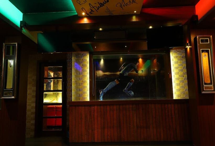 ホテル Alka Residency