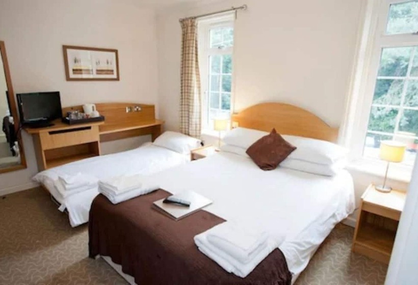 ホテル Avon Causeway