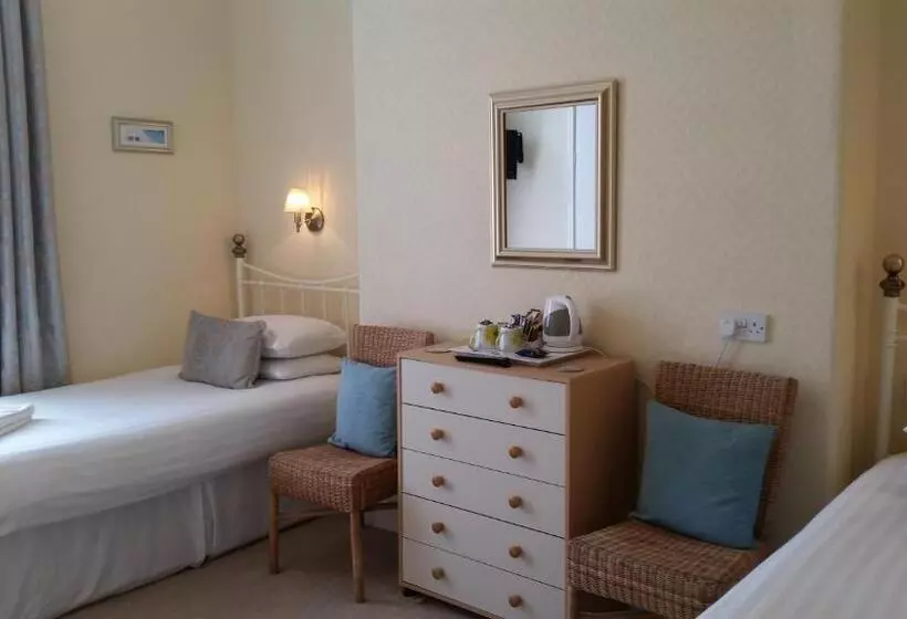 Отель Britannia Guest House