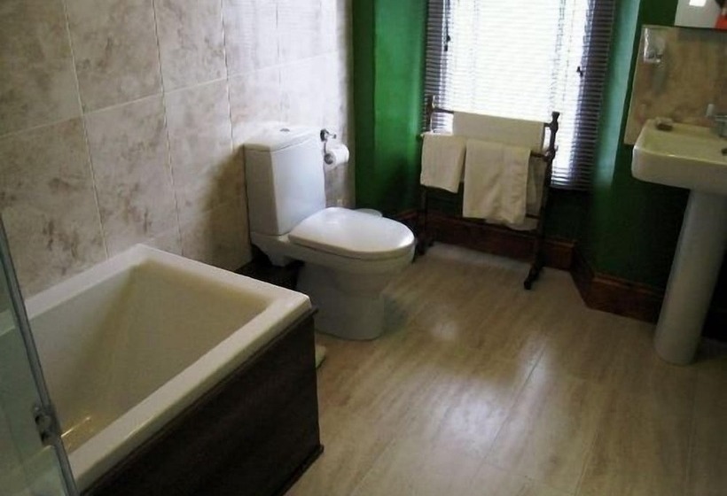 酒店 College House