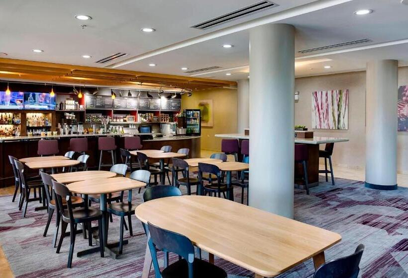 Отель Courtyard Statesville Mooresville/lake Norman