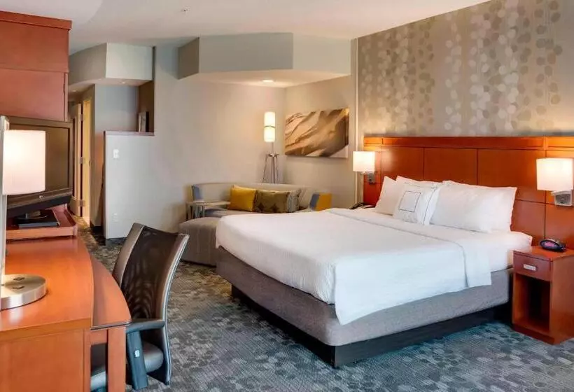 هتل Courtyard Statesville Mooresville/lake Norman