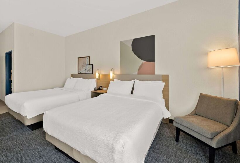 ホテル Spark By Hilton Tifton