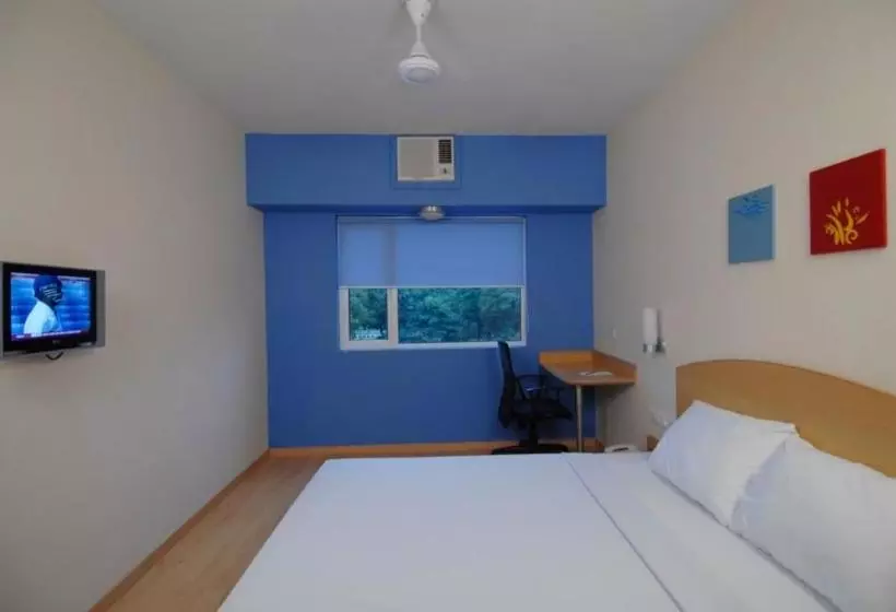 Hotel Ginger Vadodara