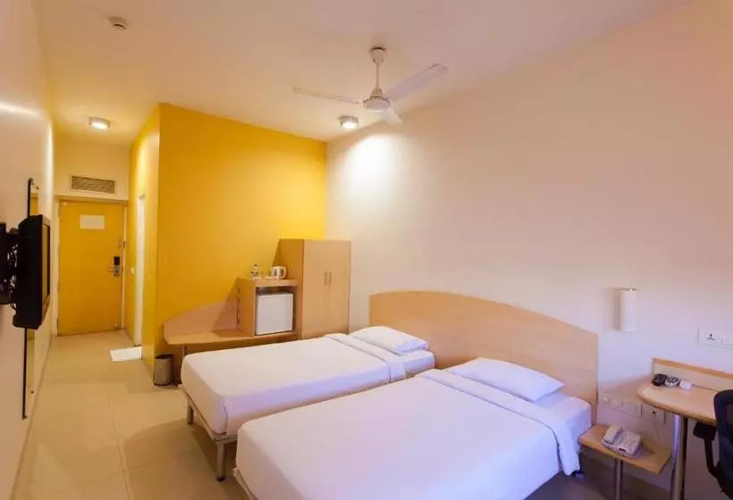 Hotel Ginger Vadodara