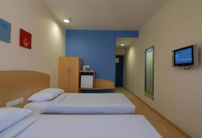 Hotel Ginger Vadodara