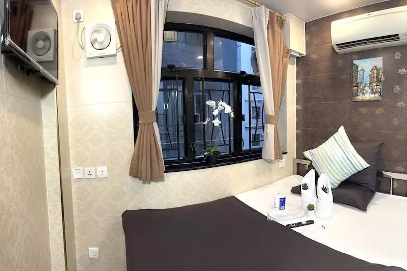 هتل New International Guest House