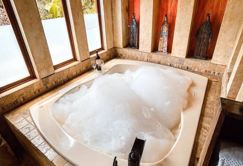 هتل Posada Del Angel