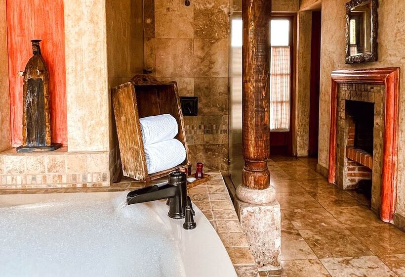 هتل Posada Del Angel