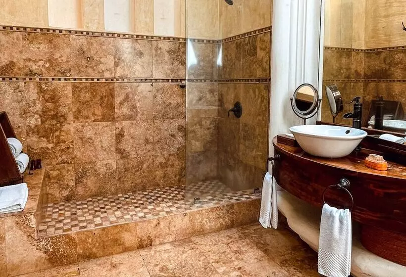 هتل Posada Del Angel