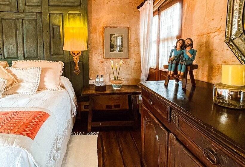 هتل Posada Del Angel