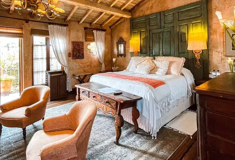 هتل Posada Del Angel