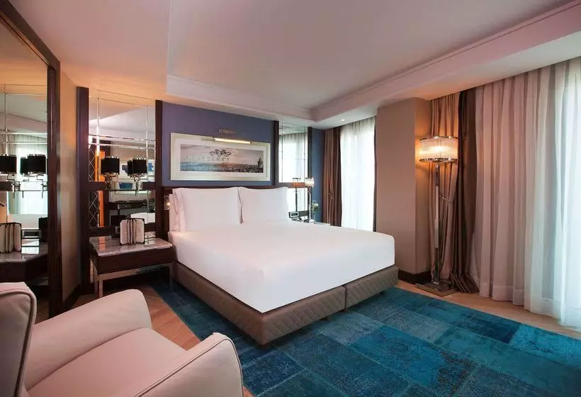 Radisson Blu Hotel Istanbul Pera
