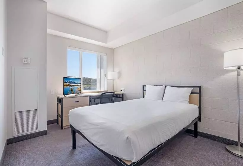 Hotel Residence & Conference Centre Niagaraonthelake