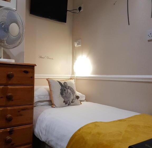 Отель Rock Dene