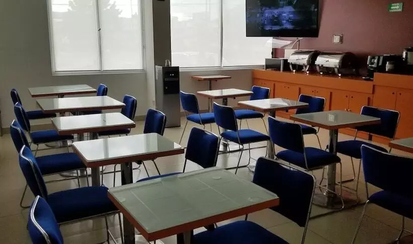 هتل Tecnologico Norte