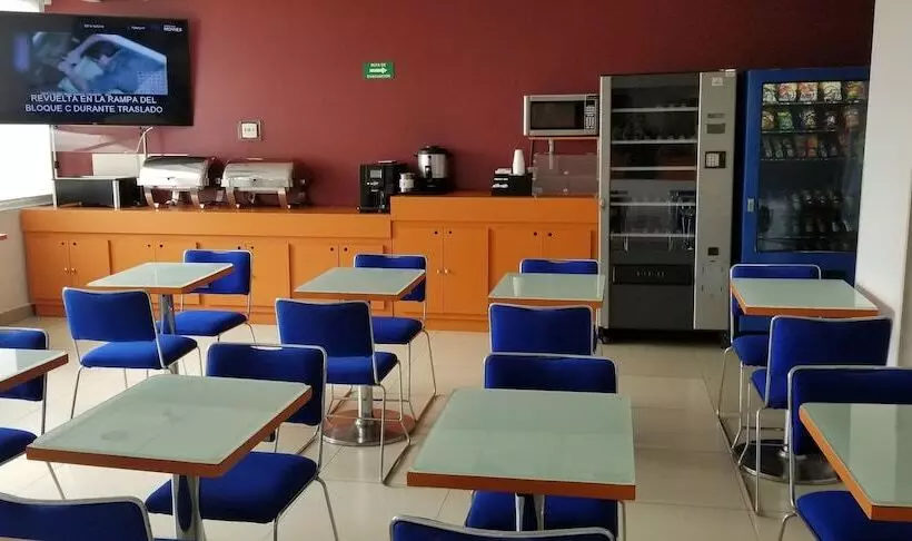 هتل Tecnologico Norte