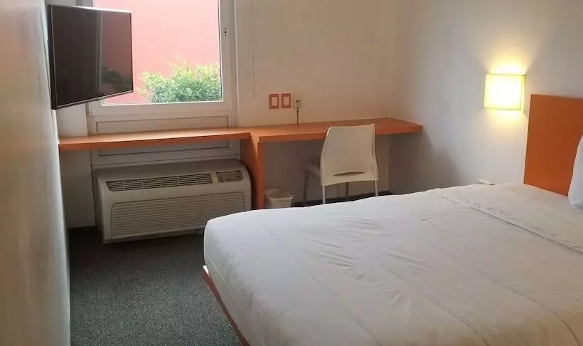 هتل Tecnologico Norte