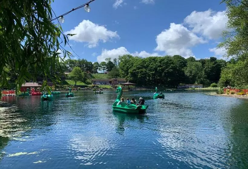 هتل The Headlands