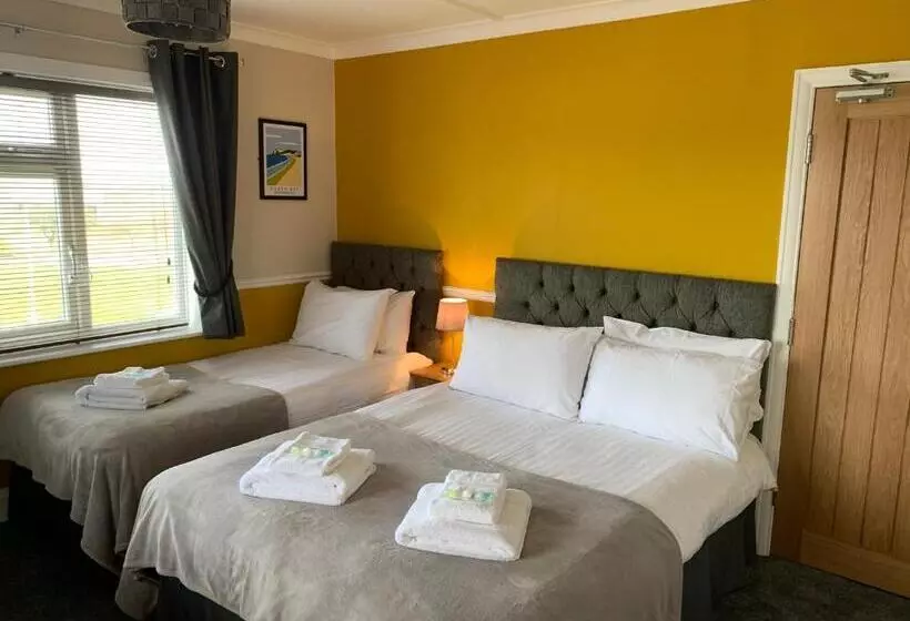 هتل The Headlands