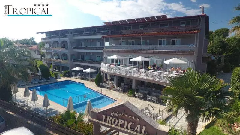 هتل Tropical