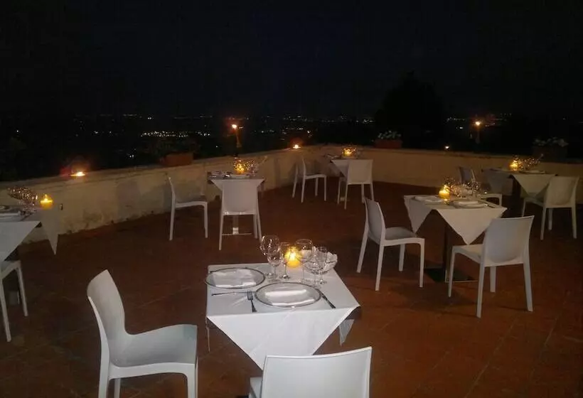 ホテル Villa Del Cardinale