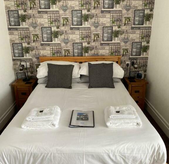 Отель Willow Dene