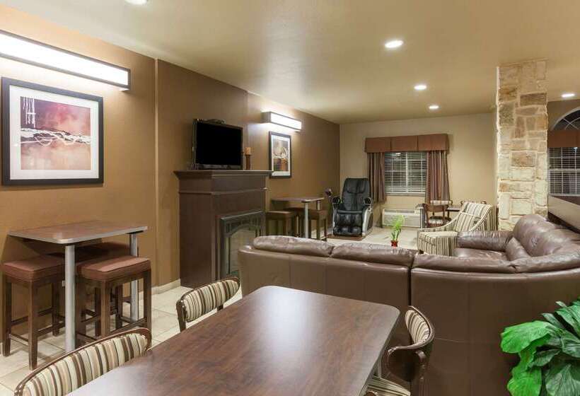 Microtel Inn & Suites By Wyndham Searcy