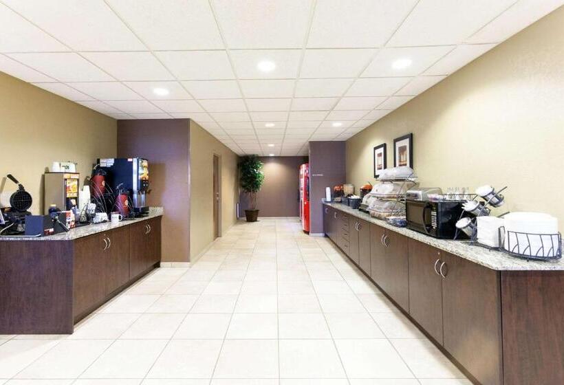 Microtel Inn & Suites By Wyndham Searcy