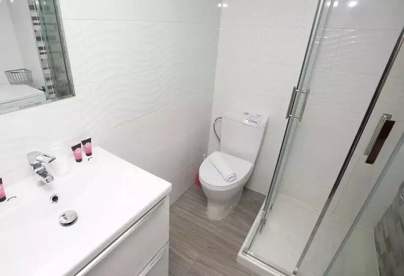 Apartamentos Vaquers Mikka