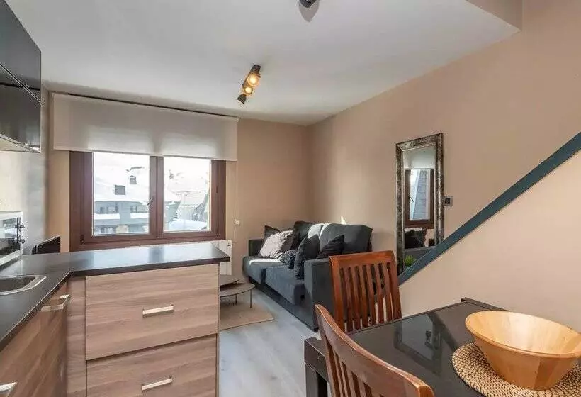 Apartamentos Vaquers Mikka