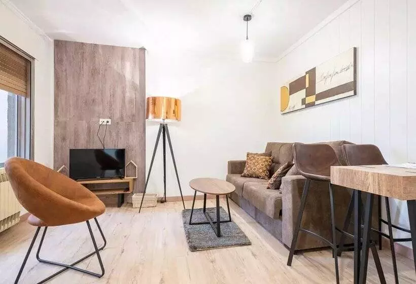 Apartamentos Vaquers Mikka