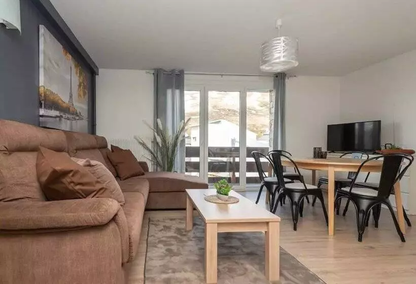 Apartamentos Vaquers Mikka