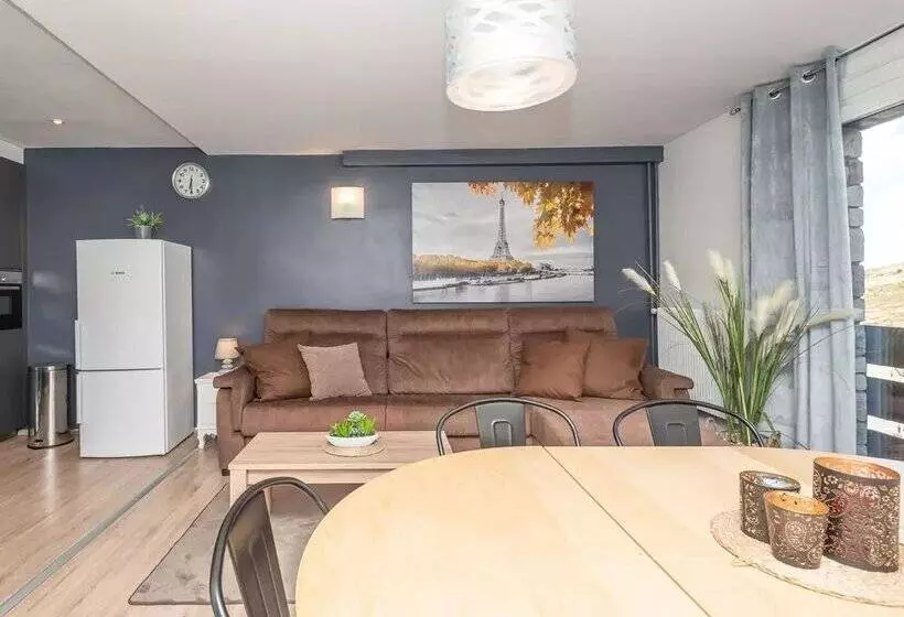 Apartamentos Vaquers Mikka