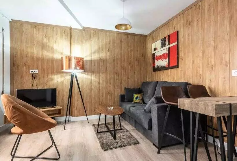 Apartamentos Vaquers Mikka