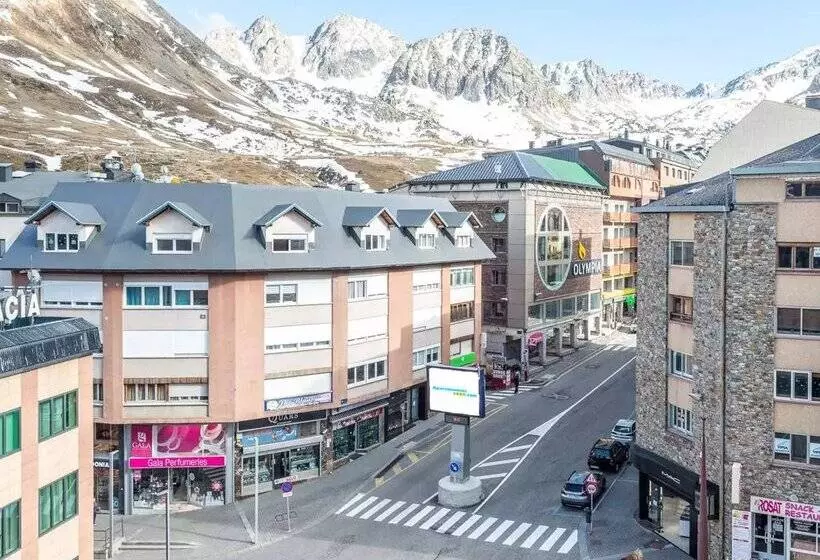 Apartamentos Vaquers Mikka