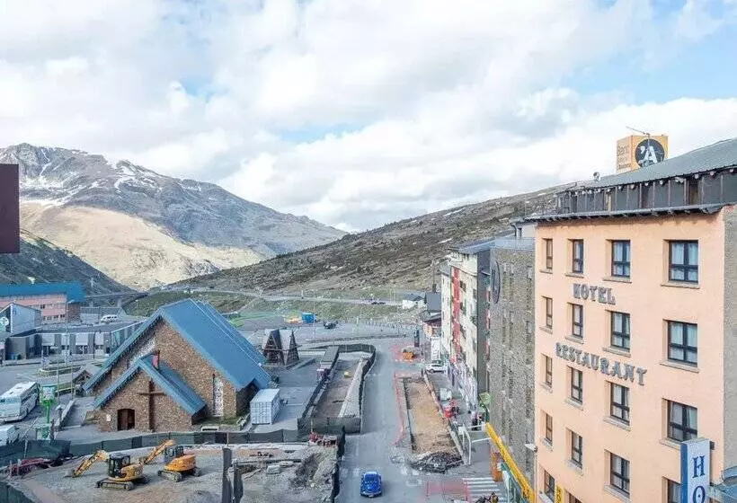 Apartamentos Vaquers Mikka