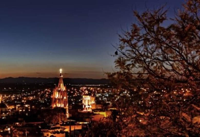 تختخواب و صبحانه Casa Schuck Boutique