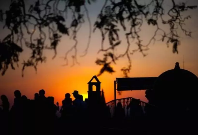 تختخواب و صبحانه Casa Schuck Boutique