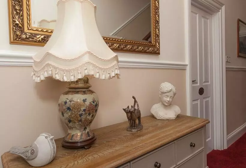 مبيت وإفطار Two Beaches